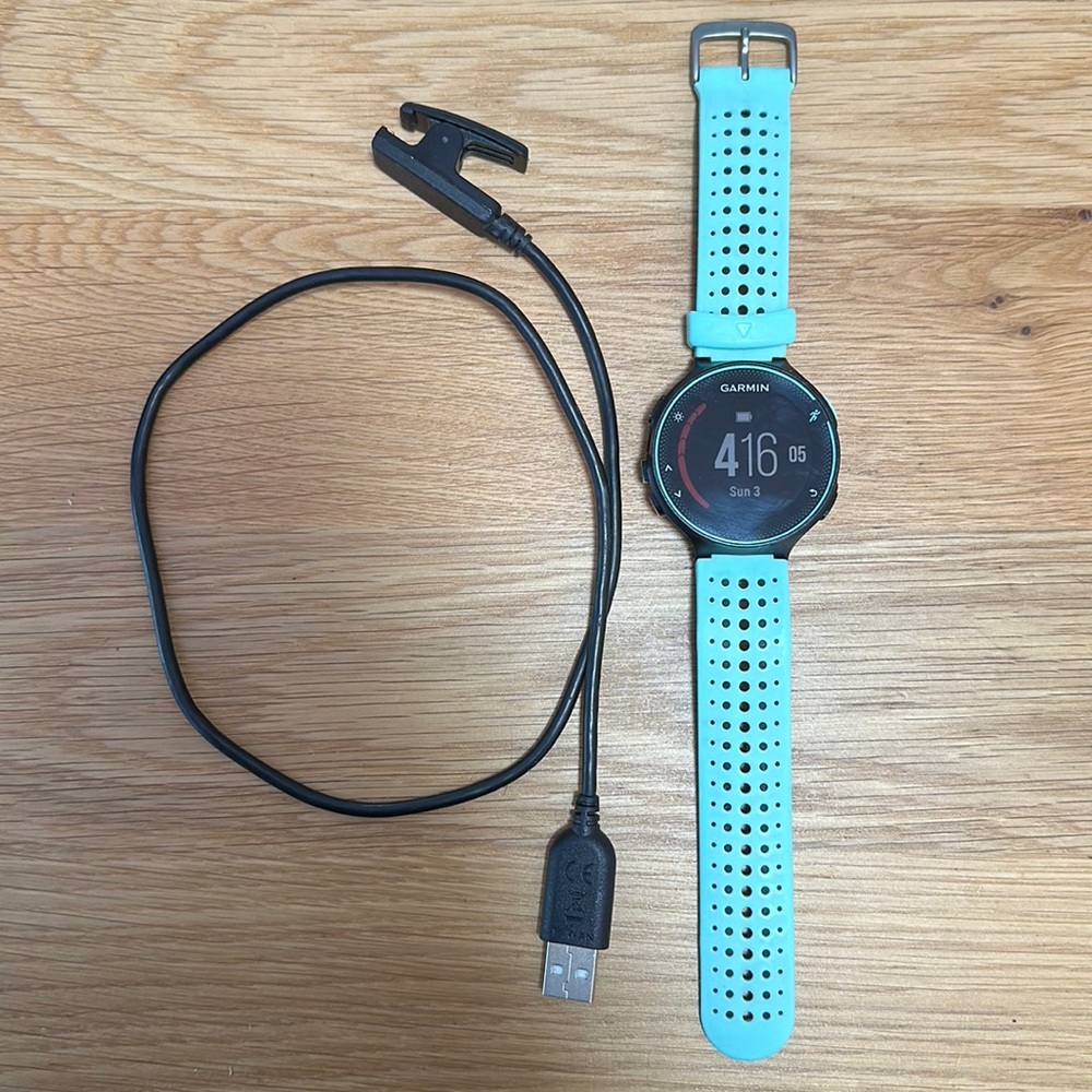 Garmin ForeRunner235 Light teal